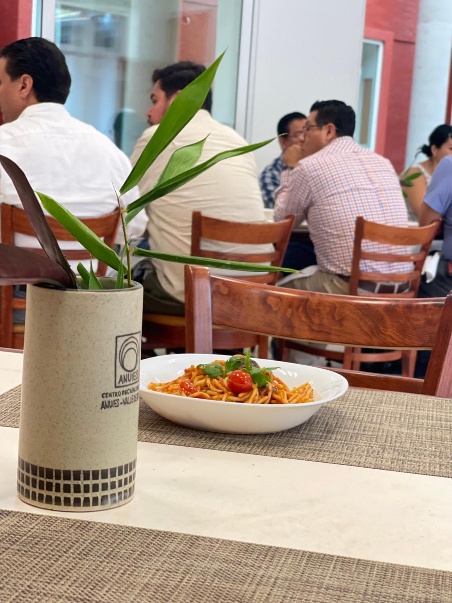 Anuies 巴耶德布拉沃 外观 照片